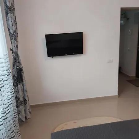 Kazeboo Apartman *